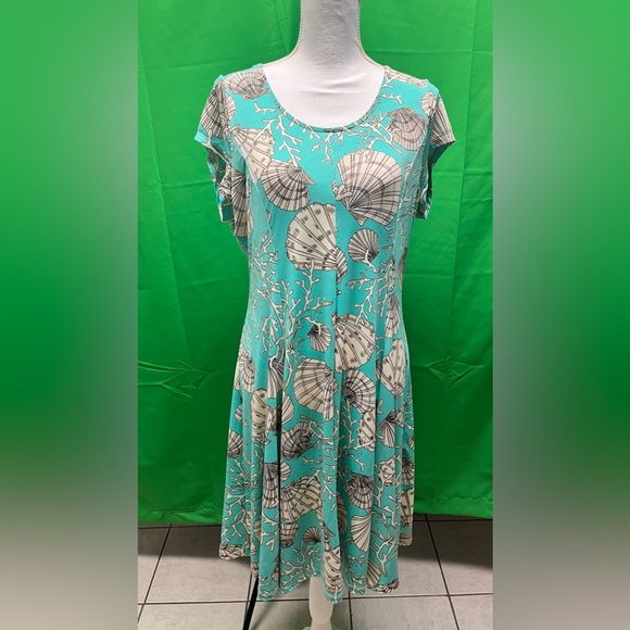 Sea-Inspired Blue and White Dress - Picture 1 of 2